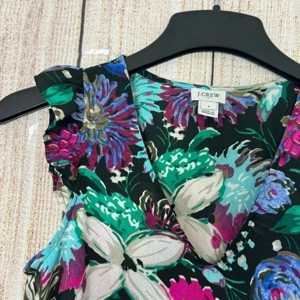 J.crew Womens Printed sleeveless Ruffle tops size 2